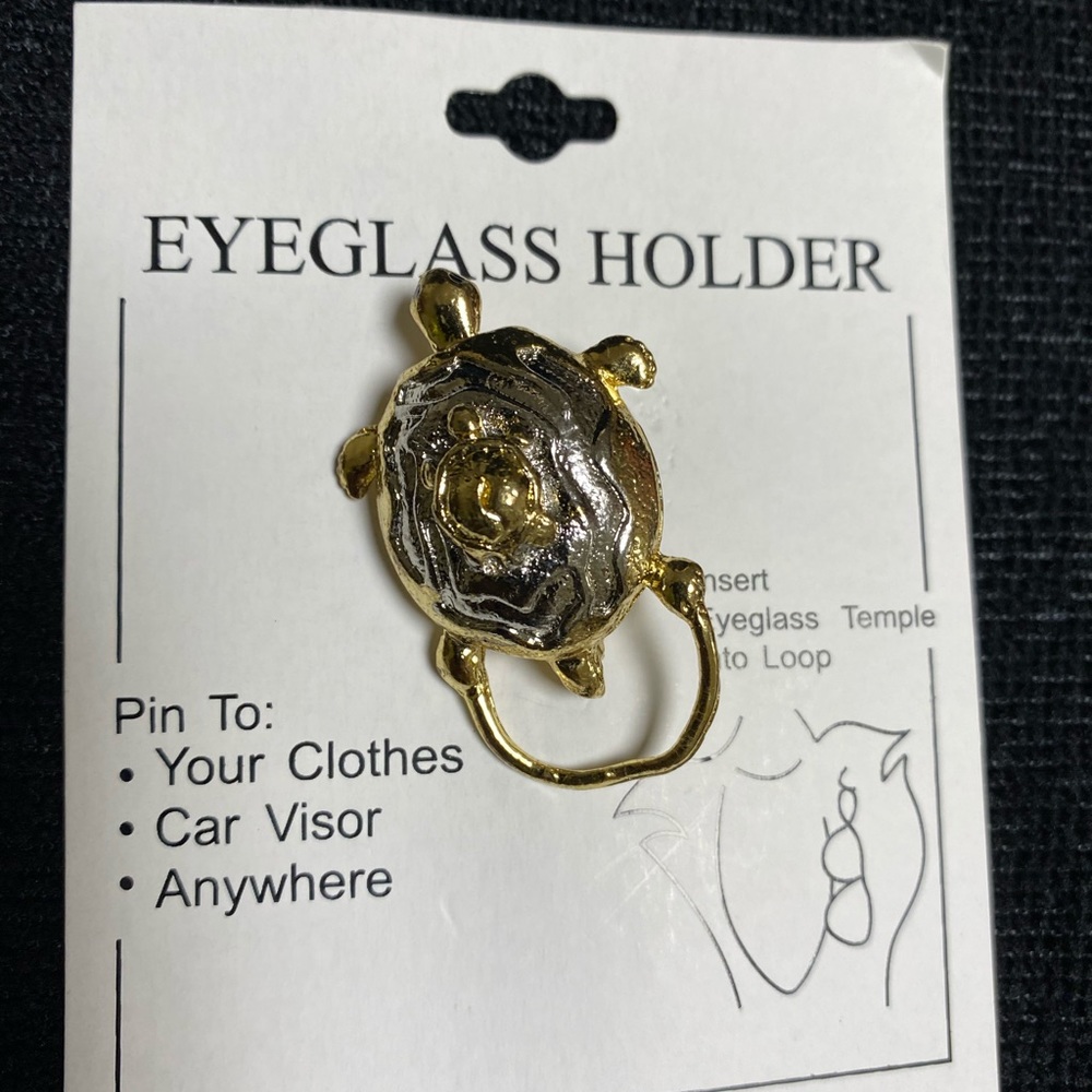 BABY TURTLE PIN/BROACH EYEGLASS HOLDER